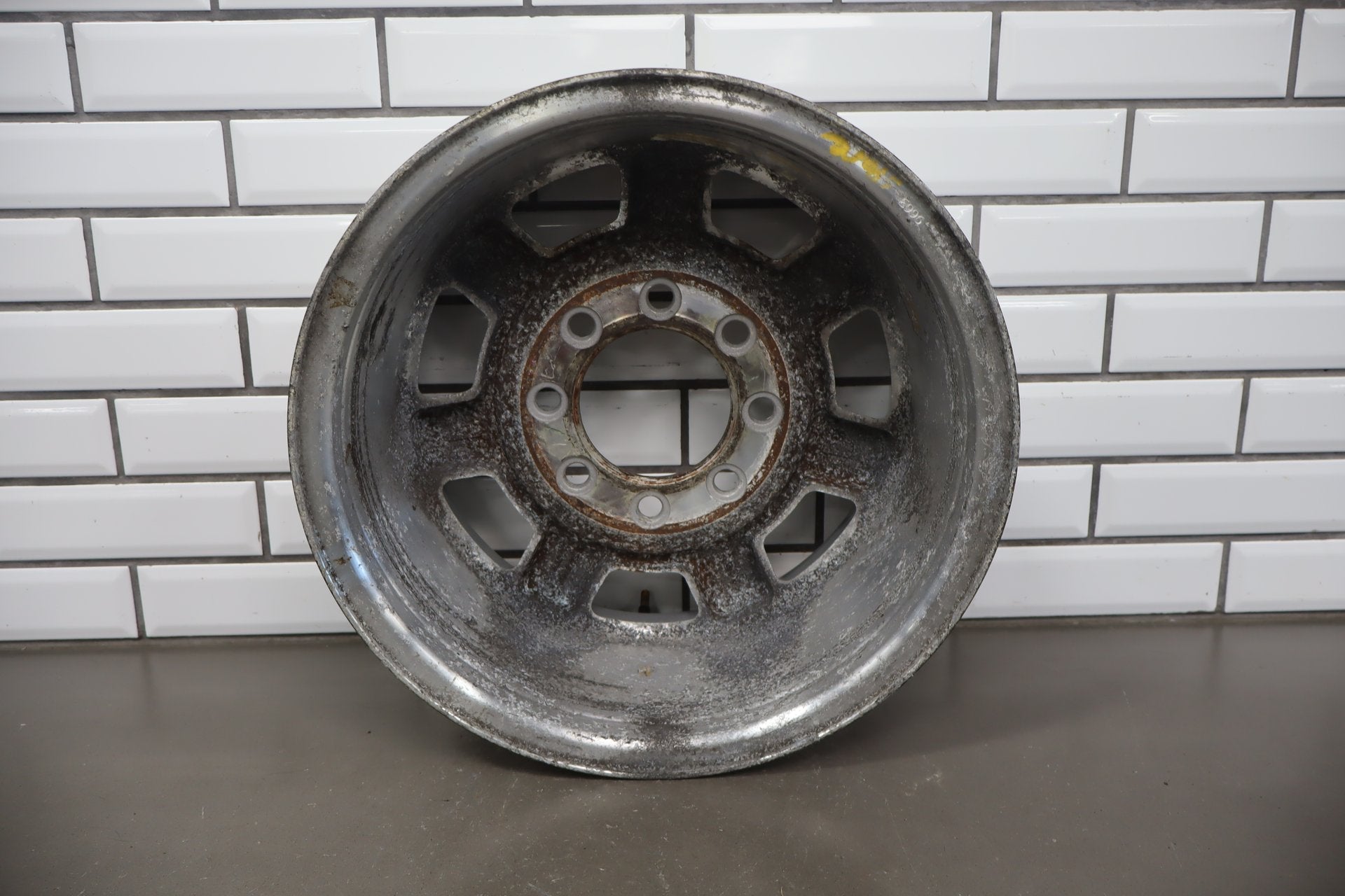 2003-2007 Hummer H2 17x8.5 OEM Wheel- Single Silver