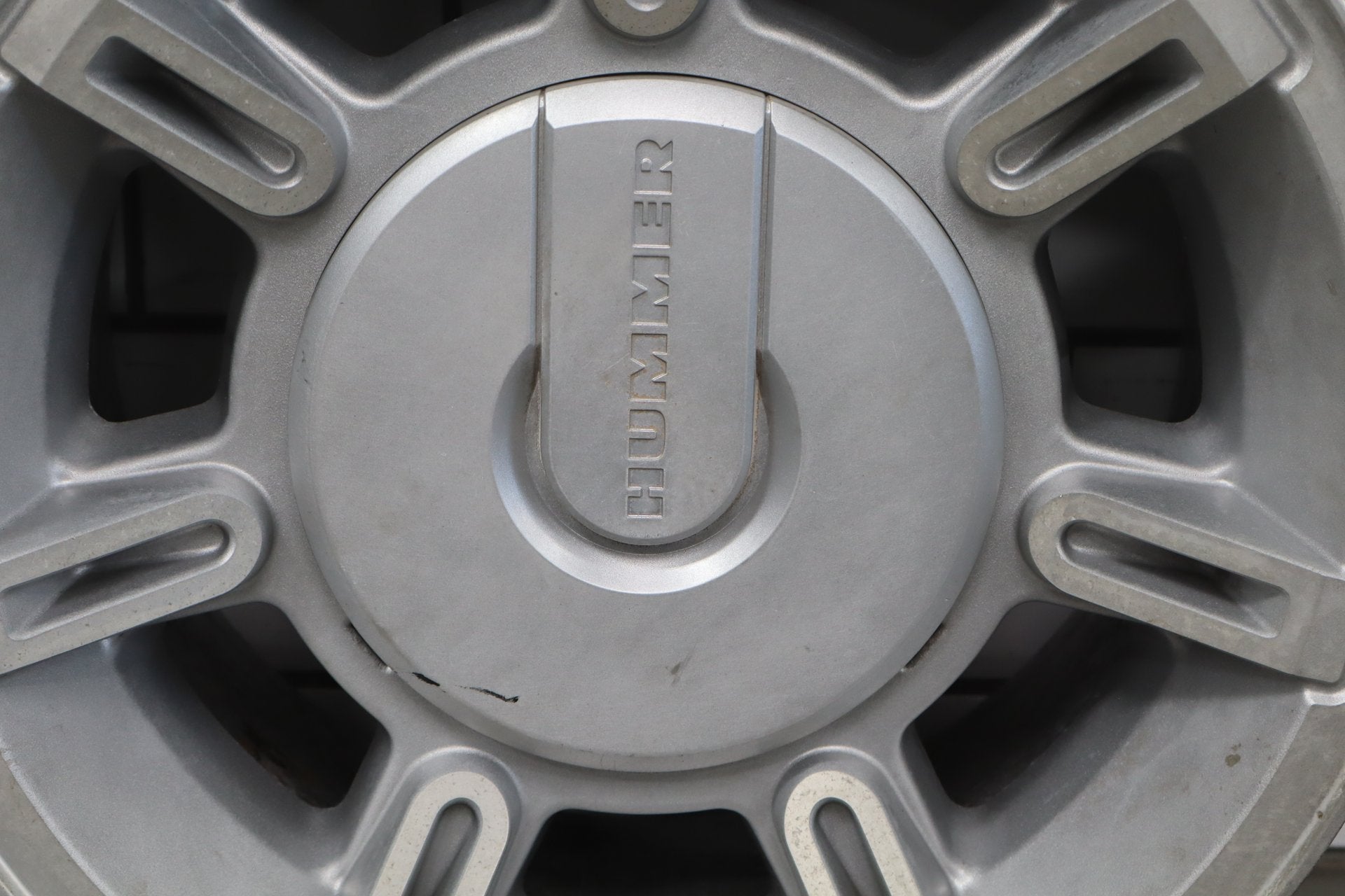 2003-2007 Hummer H2 17x8.5 OEM Wheel- Single Silver