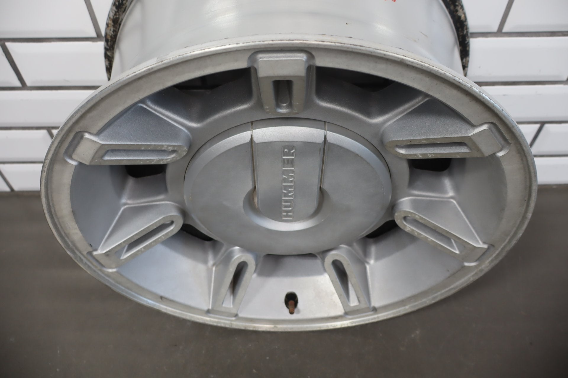 2003-2007 Hummer H2 17x8.5 OEM Wheel- Single Silver