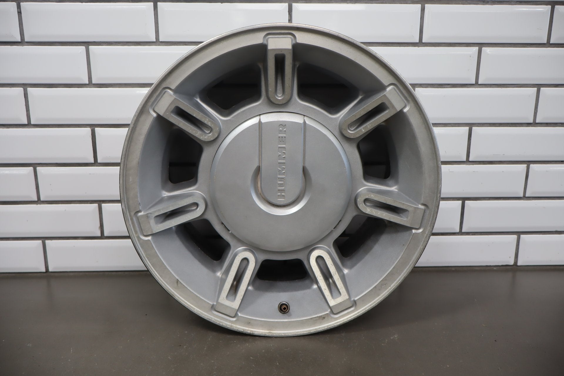 2003-2007 Hummer H2 17x8.5 OEM Wheel- Single Silver