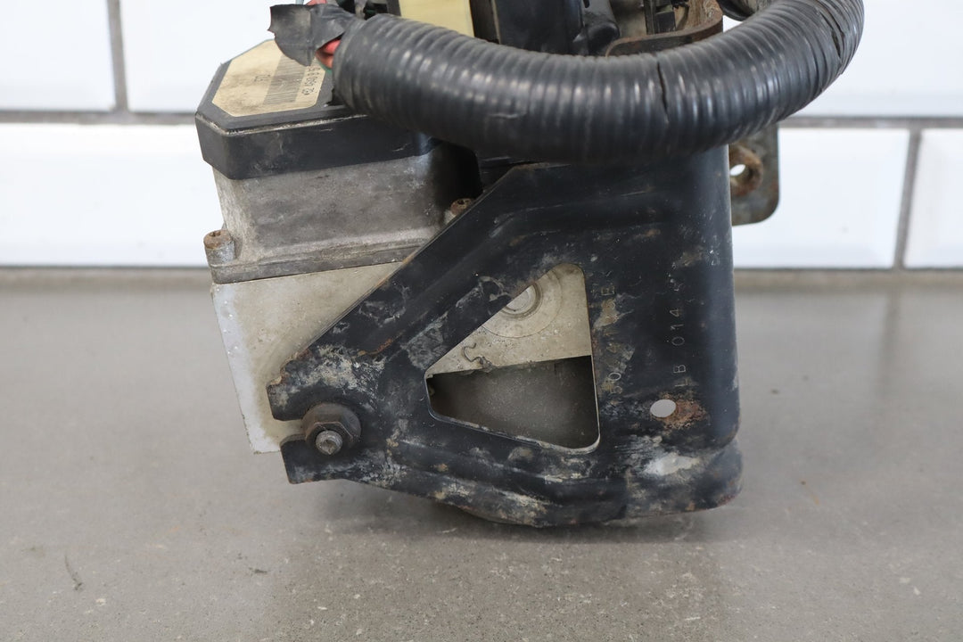 2003 - 2007 Hummer H2 - ABS Brake Unit 19301997