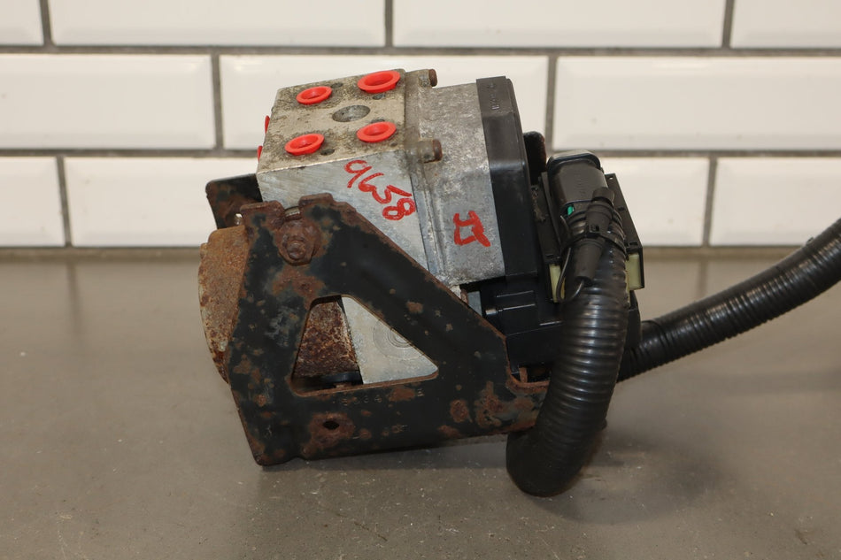 2003-2007 Hummer H2- ABS Brake Unit 19301997