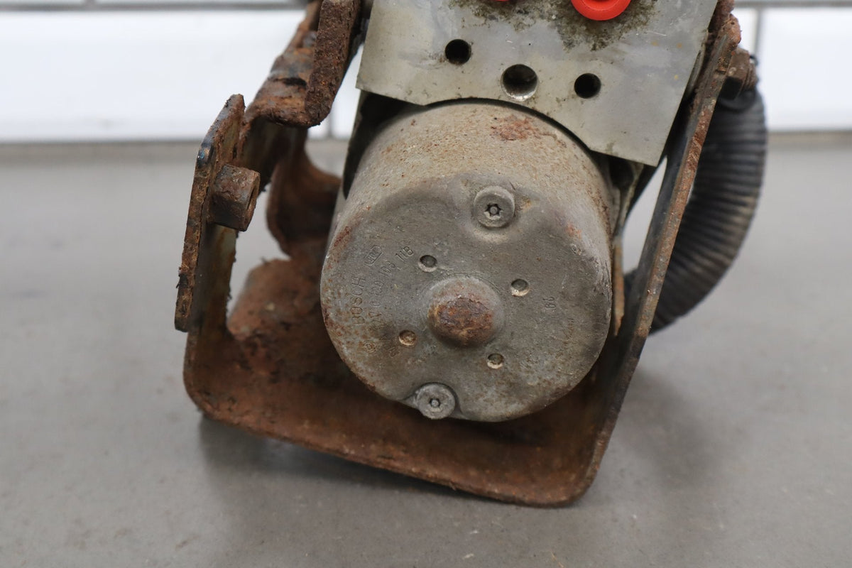 2003-2007 Hummer H2 - ABS Brake Unit 19301997