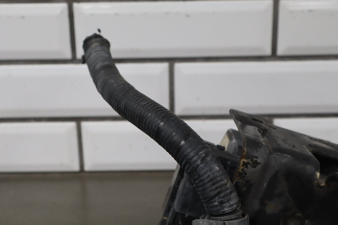 2003 - 2007 Hummer H2 - ABS Brake Unit 19301997