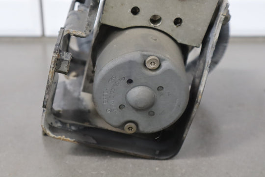 2003 - 2007 Hummer H2 - ABS Brake Unit 19301997