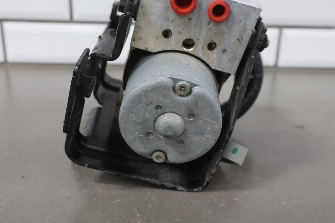 2003 - 2007 Hummer H2 - ABS Brake Unit 19301997