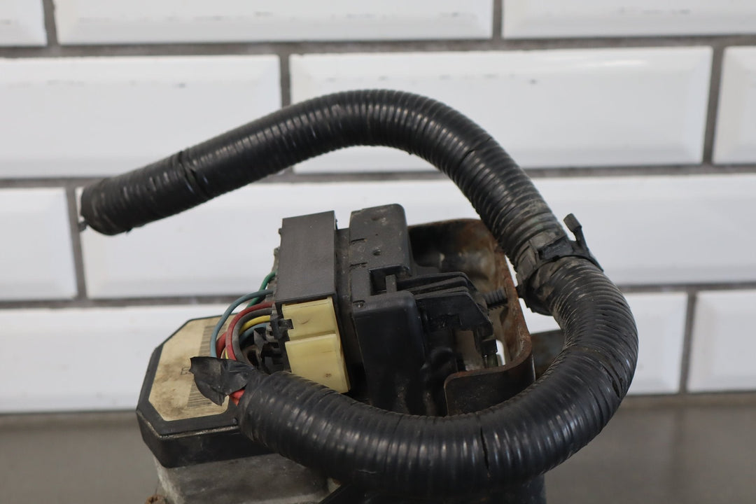 2003 - 2007 Hummer H2 - ABS Brake Unit 19301997
