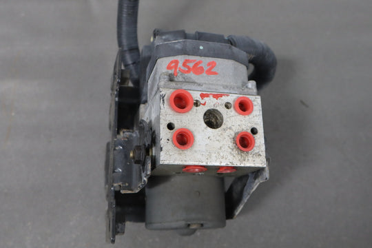 2003 - 2007 Hummer H2 - ABS Brake Unit 19301997