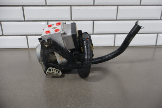2003 - 2007 Hummer H2 - ABS Brake Unit 19301997