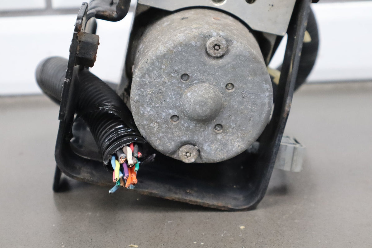 2003-2007 Hummer H2 - ABS Brake Unit 19301997