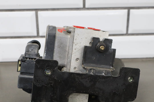 2003 - 2007 Hummer H2 - ABS Brake Unit 19301997