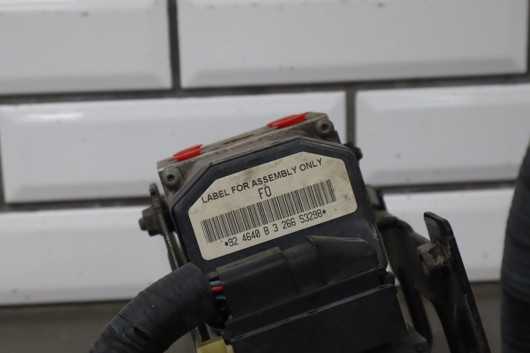 2003 - 2007 Hummer H2 - ABS Brake Unit 19301997