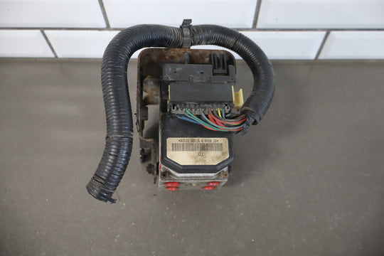 2003 - 2007 Hummer H2 - ABS Brake Unit 19301997