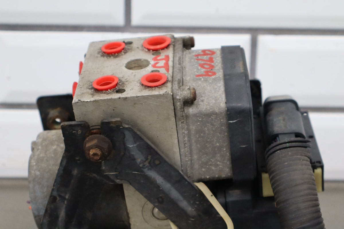 2003-2007 Hummer H2 - ABS Brake Unit 19301997
