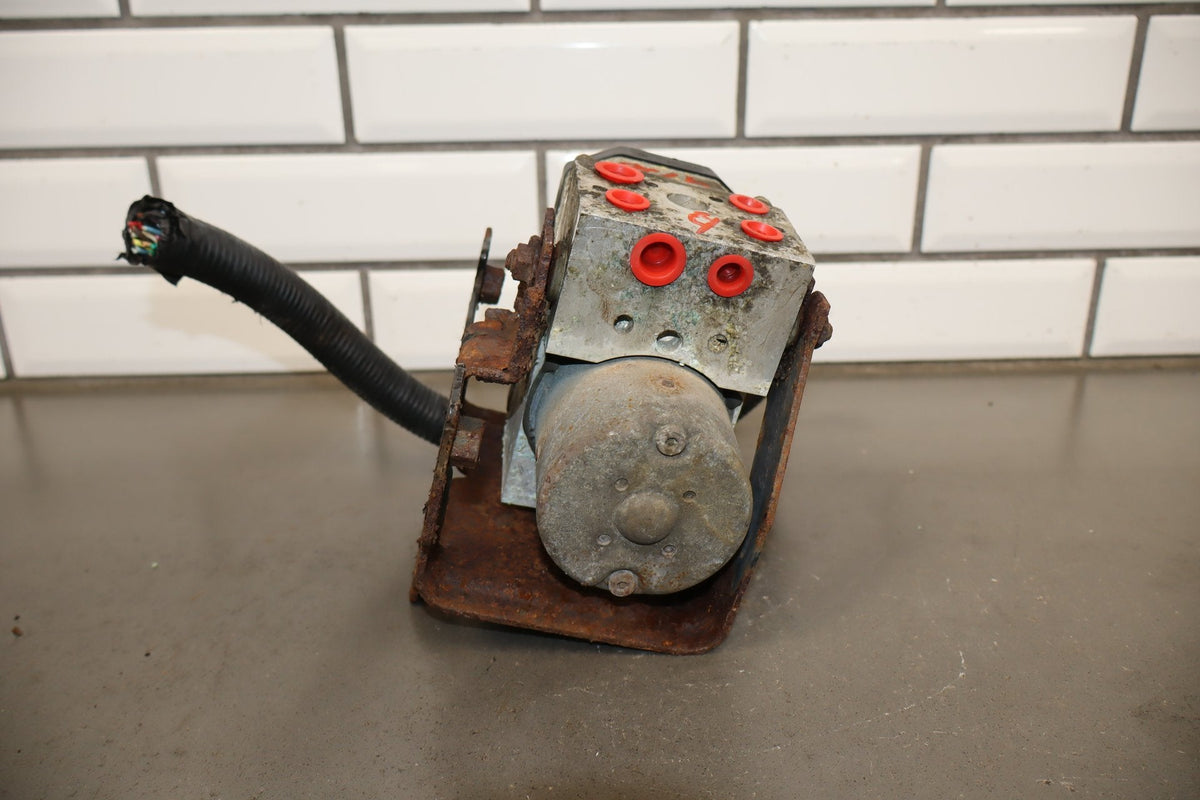 2003-2007 Hummer H2 - ABS Brake Unit 19301997