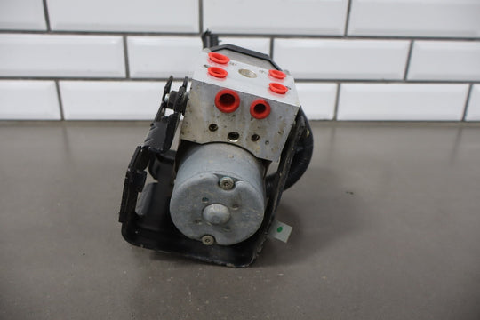 2003 - 2007 Hummer H2 - ABS Brake Unit 19301997