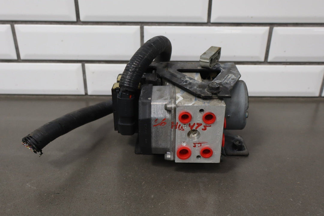 2003 - 2007 Hummer H2 ABS Pump & Module W/Pigtail OEM