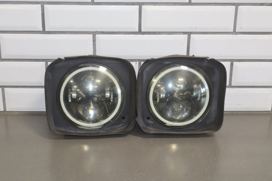 2003-2007 Hummer H2 Aftermarket LED Headlight Set