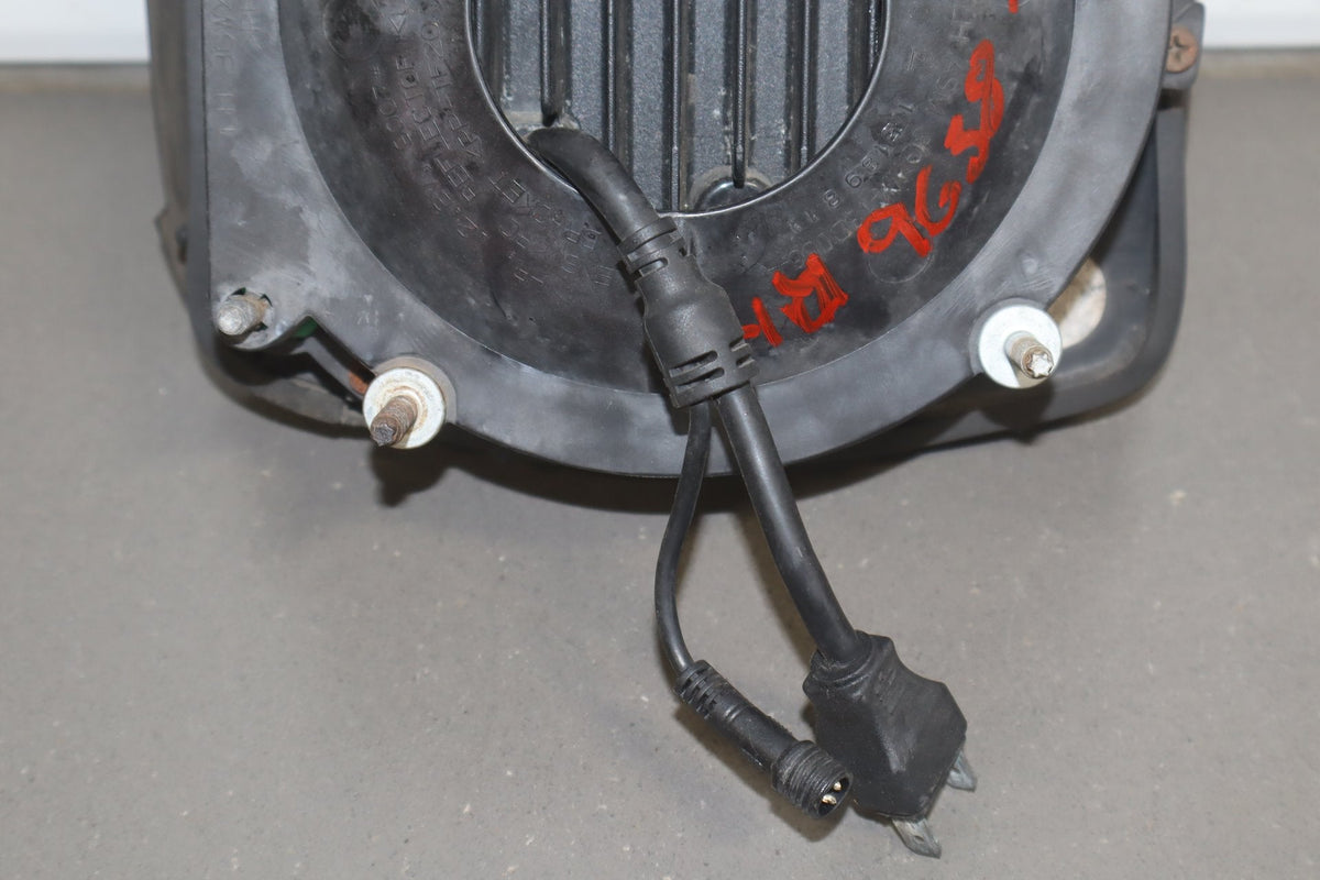 2003-2007 Hummer H2 Aftermarket LED Headlight Set