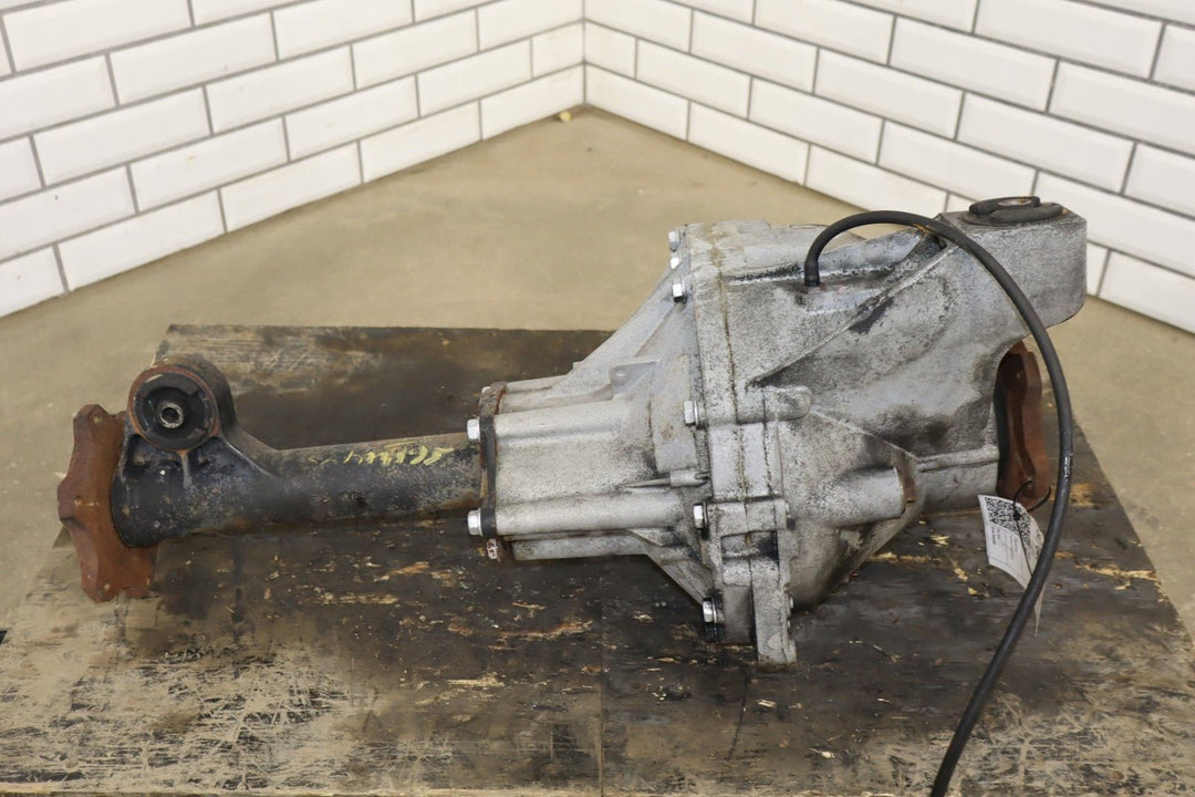 2003 - 2007 Hummer H2 Carrier Assembly 25819234 139031 Miles