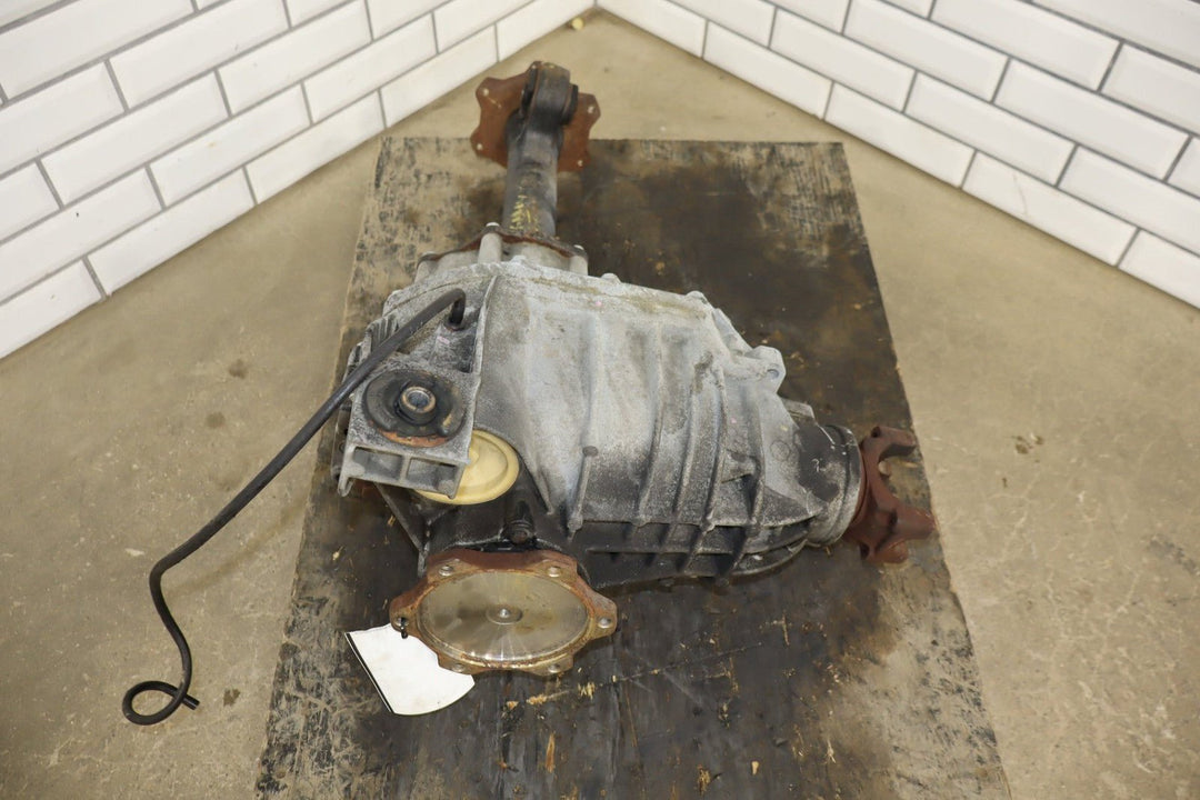 2003 - 2007 Hummer H2 Carrier Assembly 25819234 139031 Miles