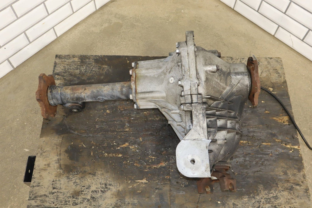 2003 - 2007 Hummer H2 Carrier Assembly 25819234 139031 Miles