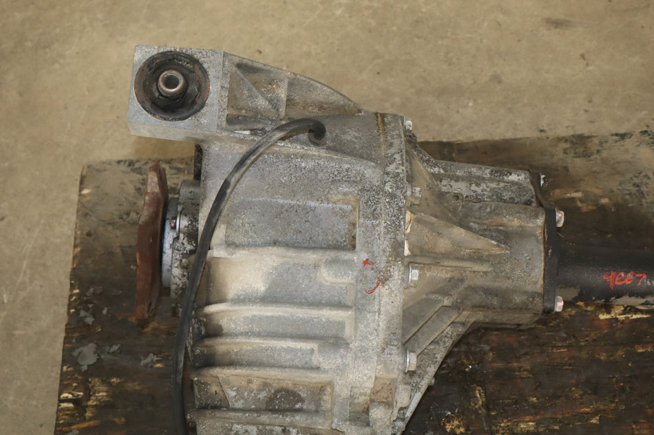 2003-2007 Hummer H2 Carrier Assembly 25819234 162531 Miles