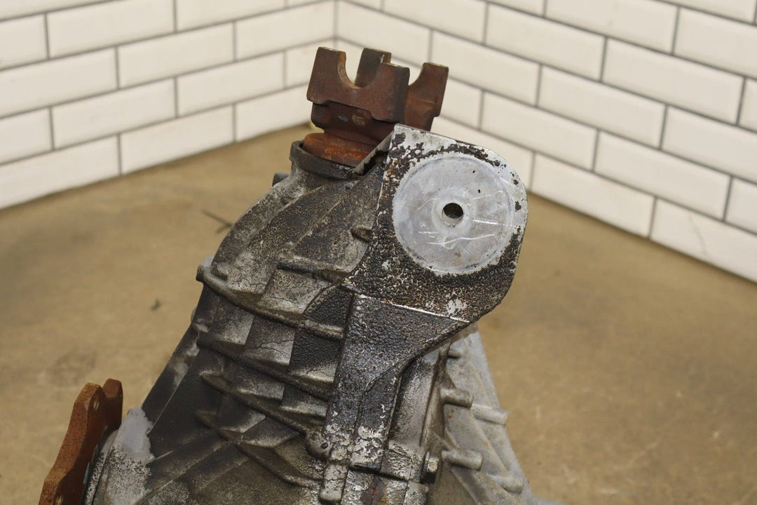 2003 - 2007 Hummer H2 Carrier Assembly 25819234 170000 Miles