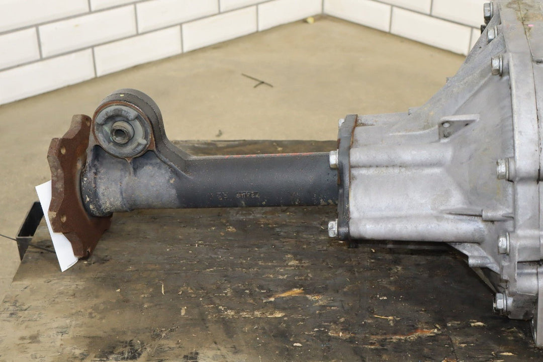 2003 - 2007 Hummer H2 Carrier Assembly 25819234 170000 Miles