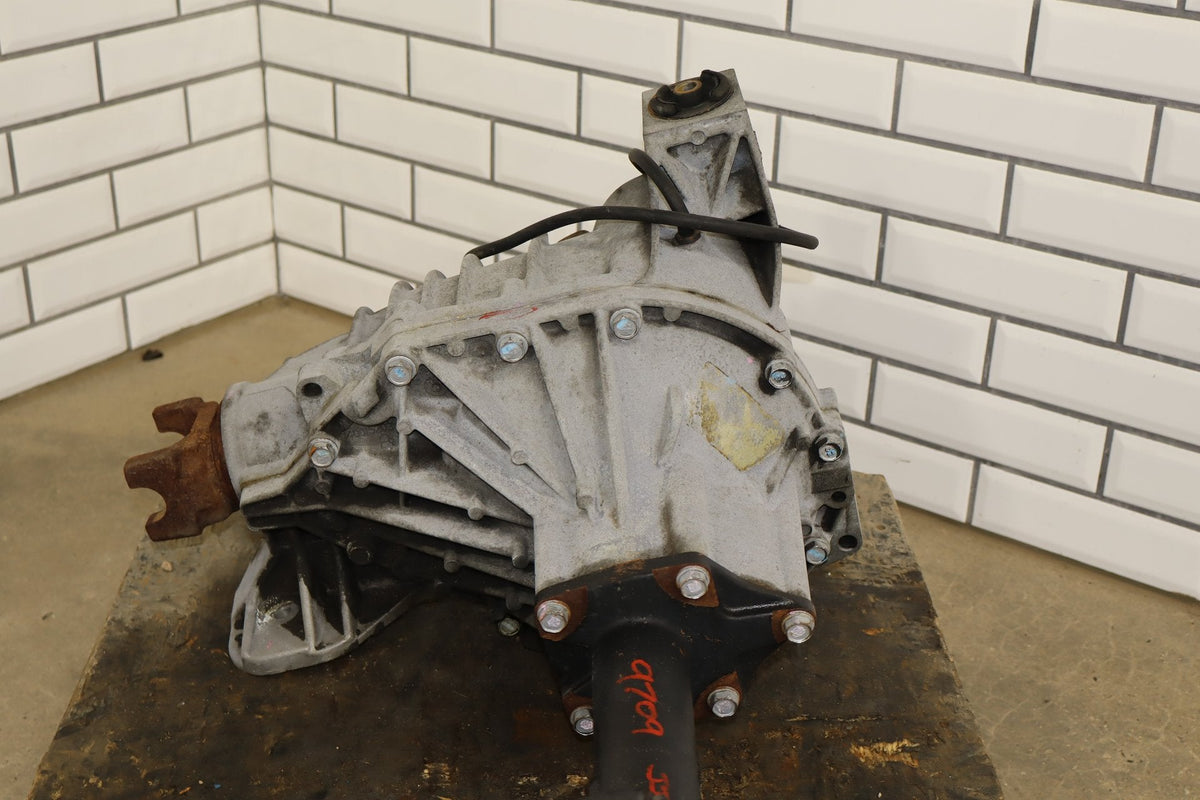 2003-2007 Hummer H2 Carrier Assembly 25819234 182908 Miles