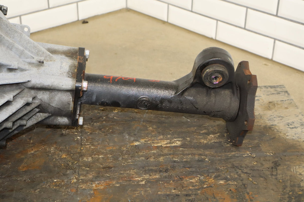 2003-2007 Hummer H2 Carrier Assembly 25819234 182908 Miles