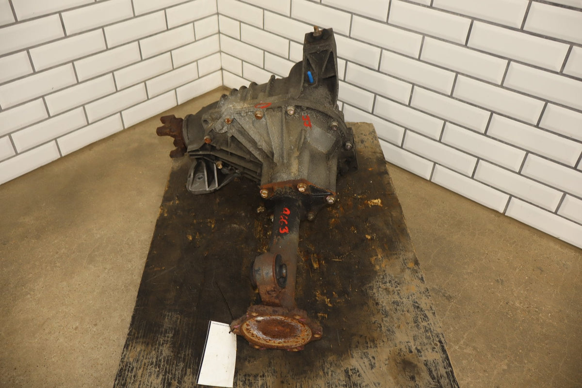 2003-2007 Hummer H2 Carrier Assembly 25819234 186386 Miles
