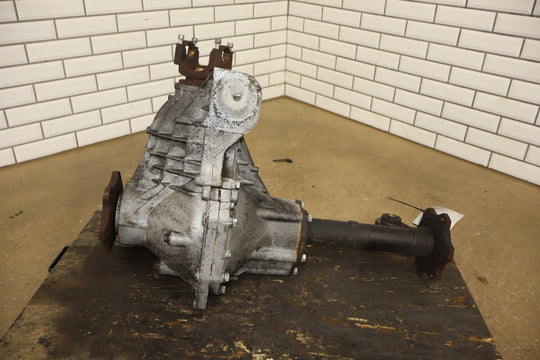 2003 - 2007 Hummer H2 Carrier Assembly 25819234 199656 Miles