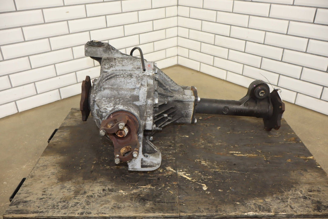 2003 - 2007 Hummer H2 Carrier Assembly 25819234 199656 Miles