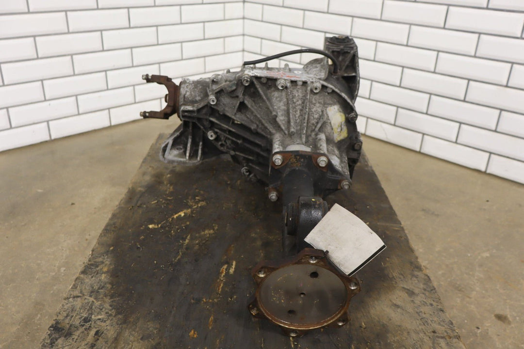 2003 - 2007 Hummer H2 Carrier Assembly 25819234 199656 Miles