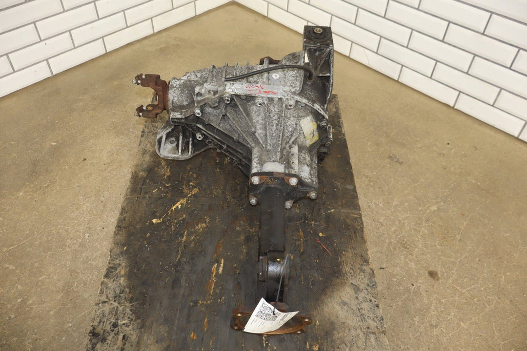 2003 - 2007 Hummer H2 Carrier Assembly 25819234 199656 Miles