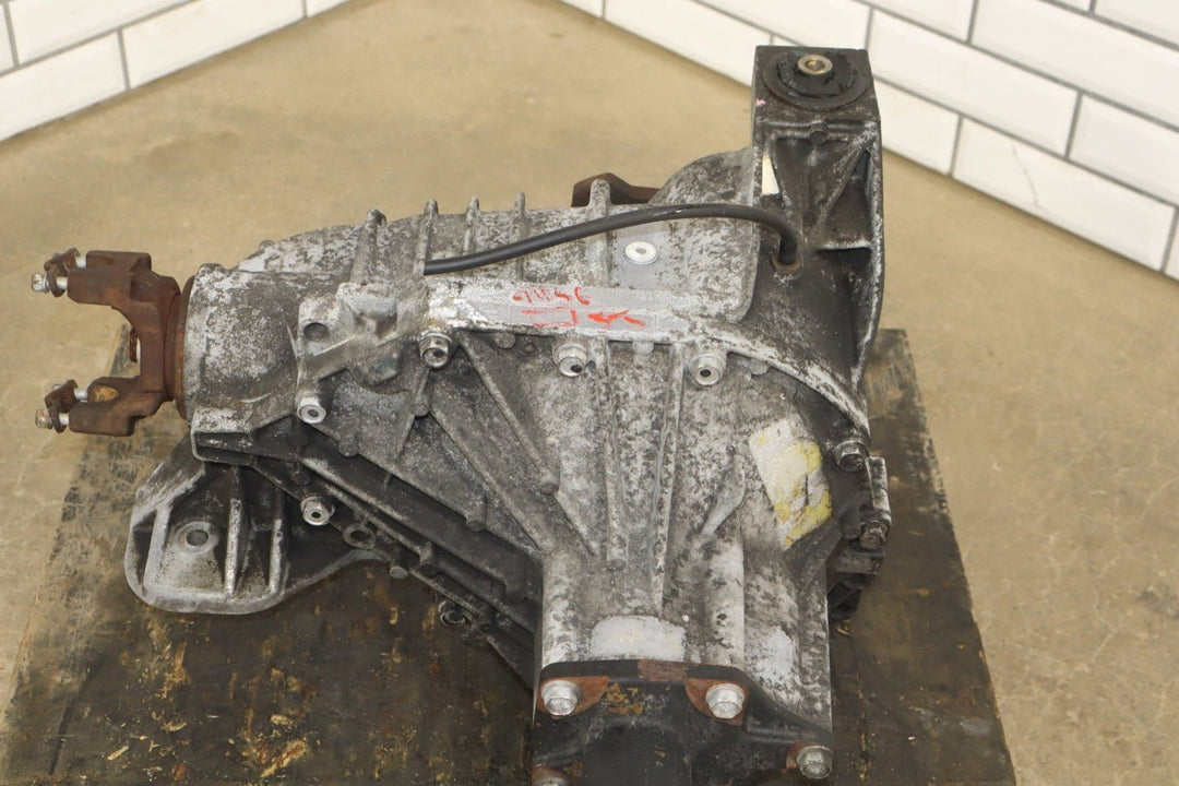 2003 - 2007 Hummer H2 Carrier Assembly 25819234 199656 Miles