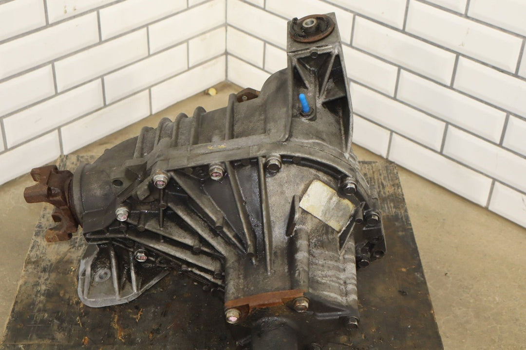 2003 - 2007 Hummer H2 Carrier Assembly 25819234 200000 Miles