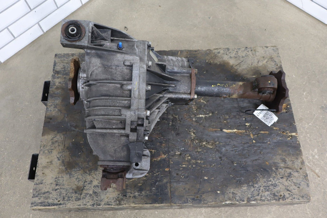 2003 - 2007 Hummer H2 Carrier Assembly 25819234 200000 Miles