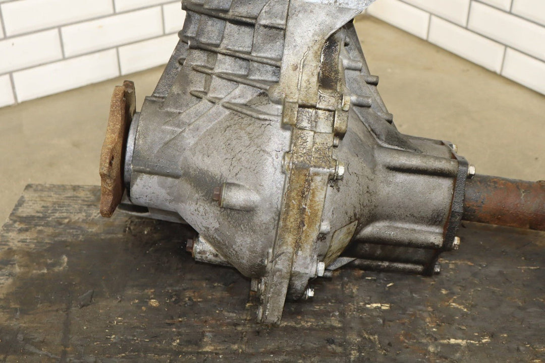 2003 - 2007 Hummer H2 Carrier Assembly 25819234 200000 Miles