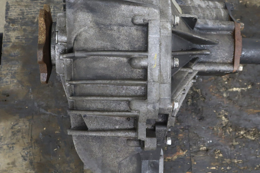 2003 - 2007 Hummer H2 Carrier Assembly 25819234 200000 Miles