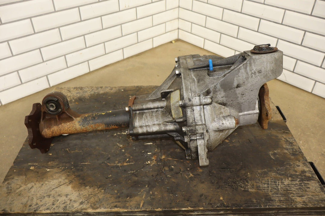 2003 - 2007 Hummer H2 Carrier Assembly 25819234 200000 Miles