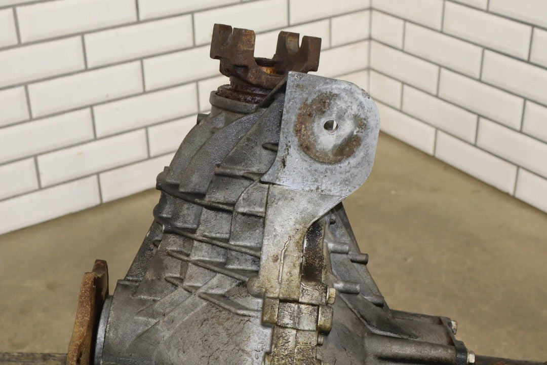 2003 - 2007 Hummer H2 Carrier Assembly 25819234 200000 Miles