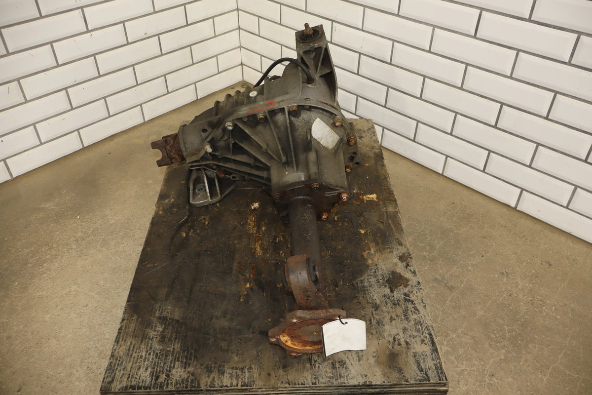 2003-2007 Hummer H2 Carrier Assembly 25819234 200692 Miles