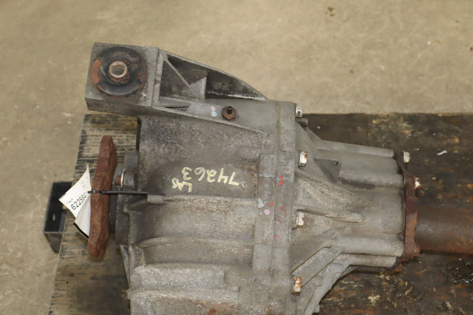 2003-2007 Hummer H2 Carrier Assembly 25819234 Miles