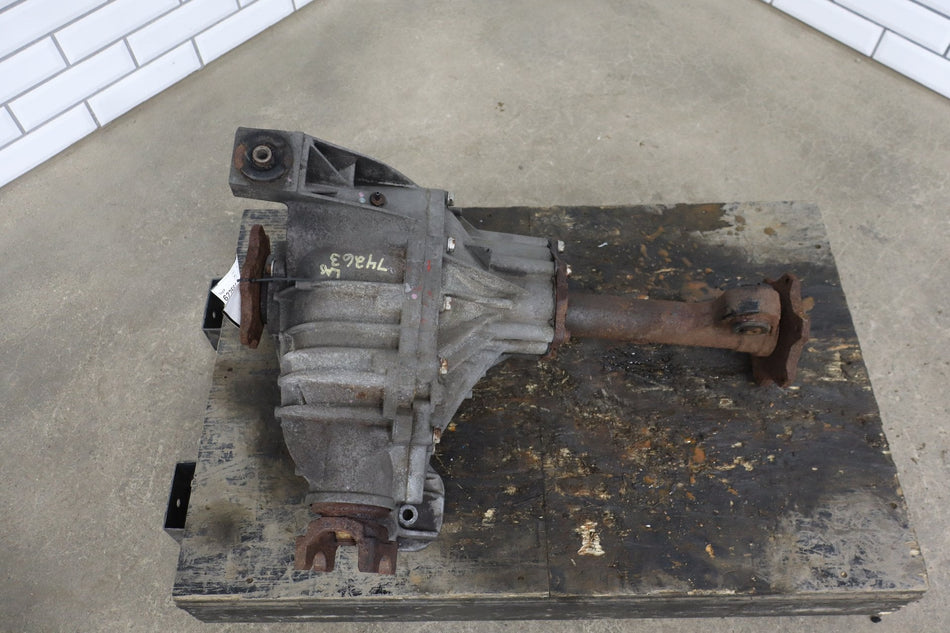2003-2007 Hummer H2 Carrier Assembly 25819234 Miles