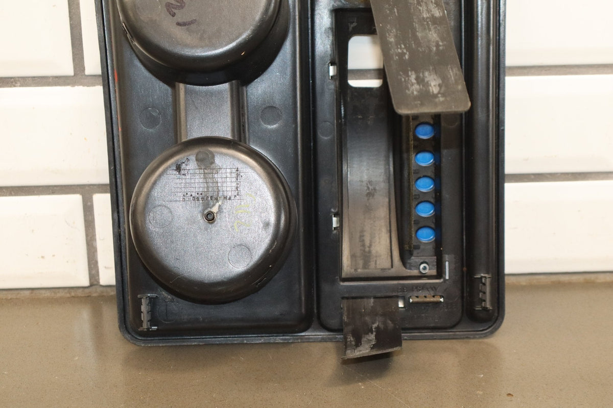 2003-2007 Hummer H2 - Cup Holder, Shifter Bezel 15137654