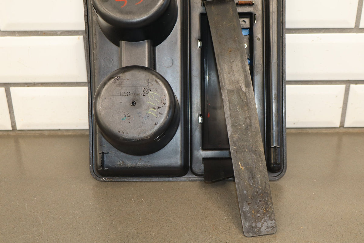 2003-2007 Hummer H2 - Cup Holder, Shifter Bezel 15137654