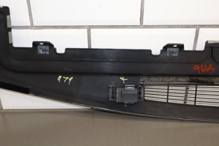 2003-2007 Hummer H2- Dash Upper Defroster Vent 15142915