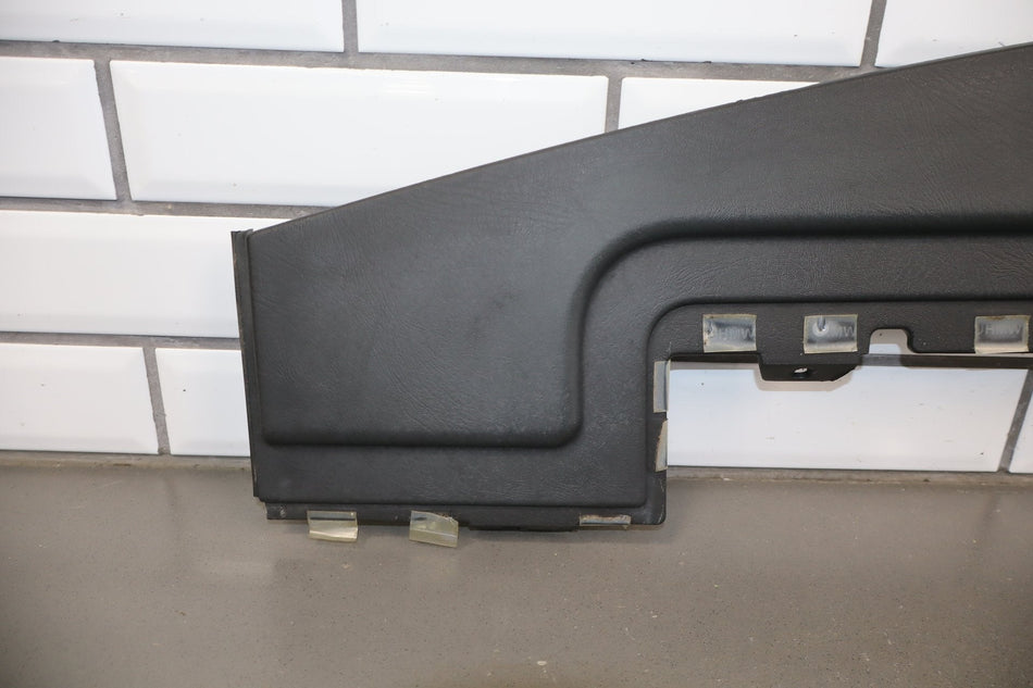 2003-2007 Hummer H2- Dash Upper Defroster Vent 15142915